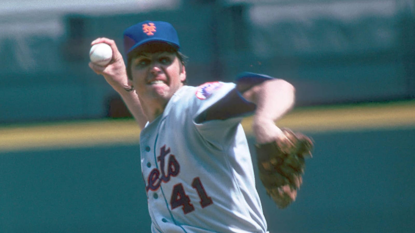 Legendary Mets pitcher Tom Seaver dies at 75
