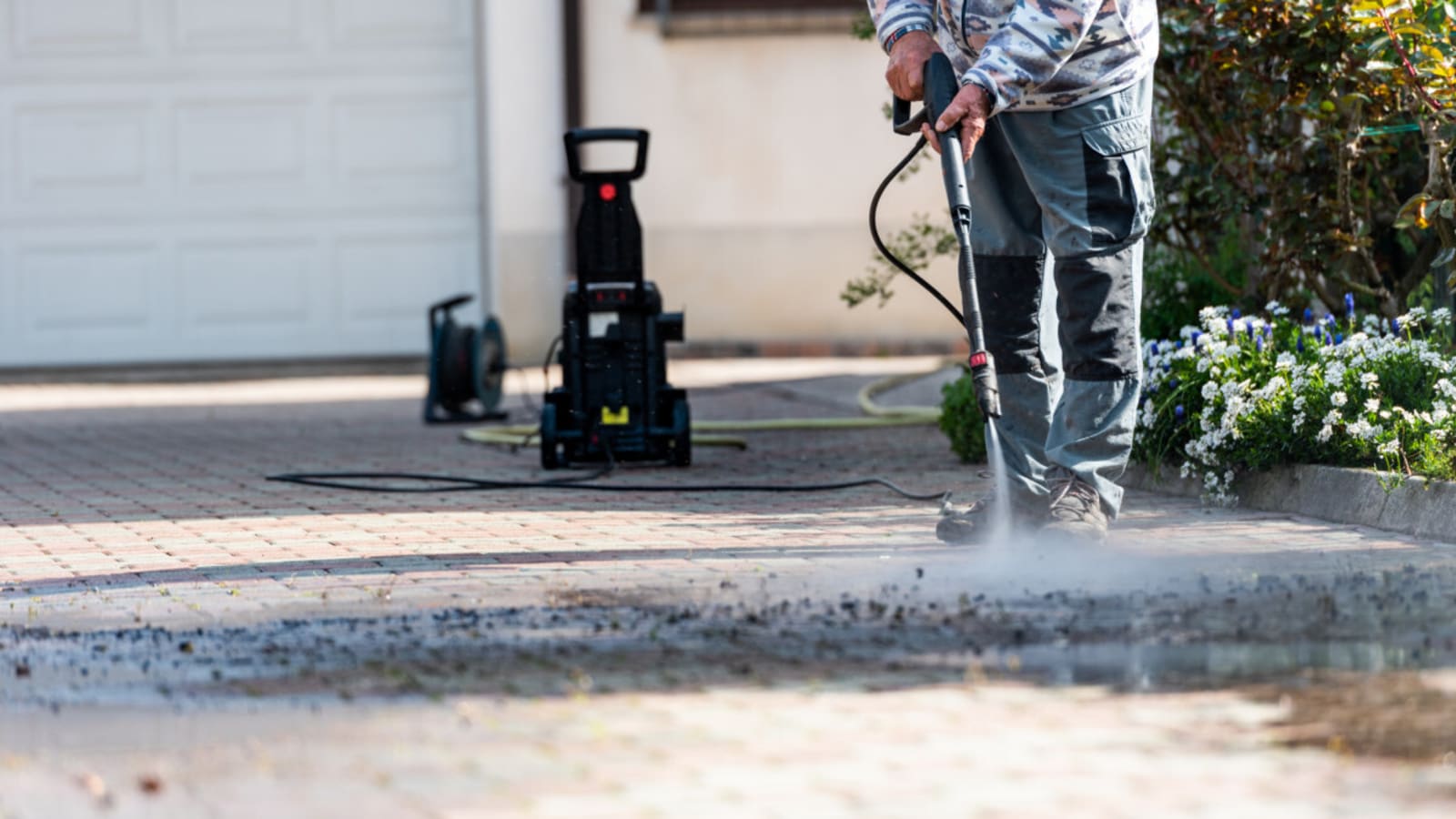 Gas versus Electric Pressure Washers