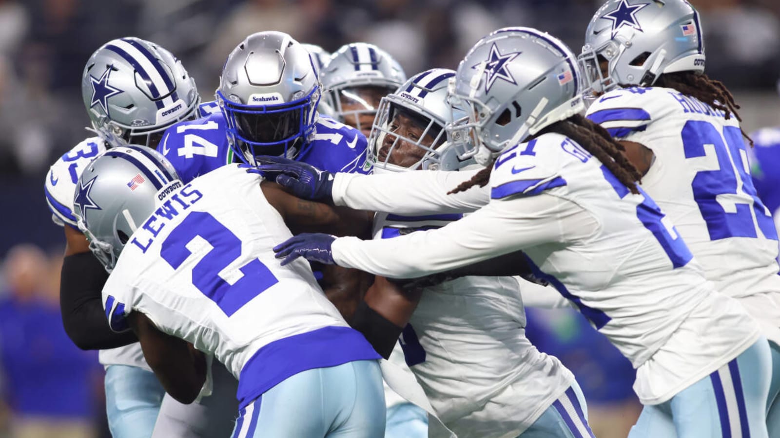 Another Cowboys&#39; free agent could get swiped by one of their biggest rivals