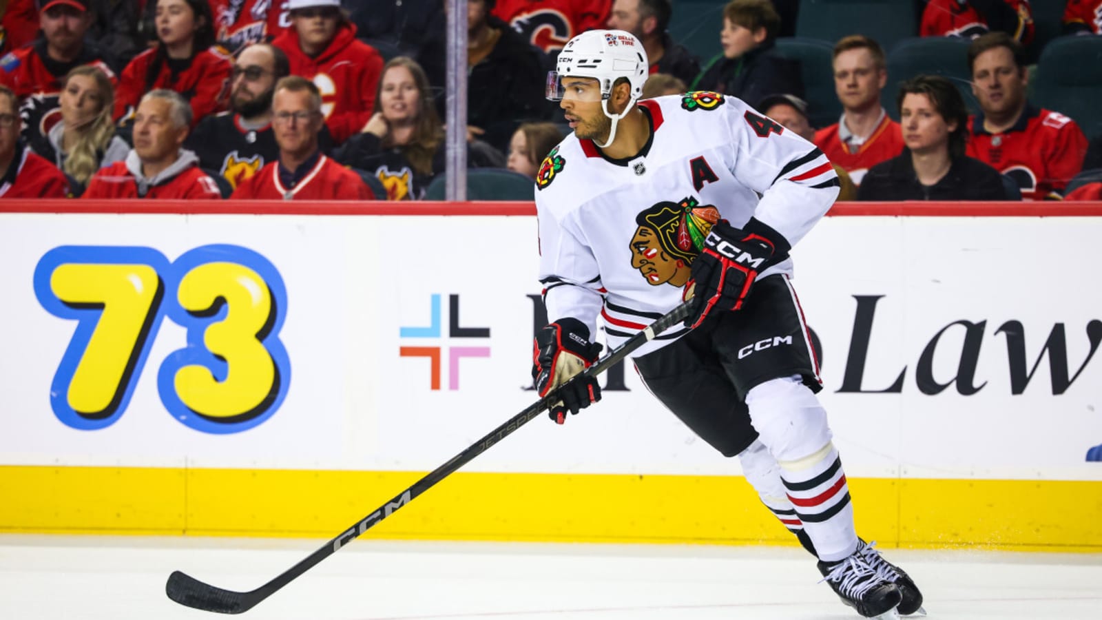 Seth Jones&#39; Hot Start Continues Despite Blackhawks Loss in Calgary