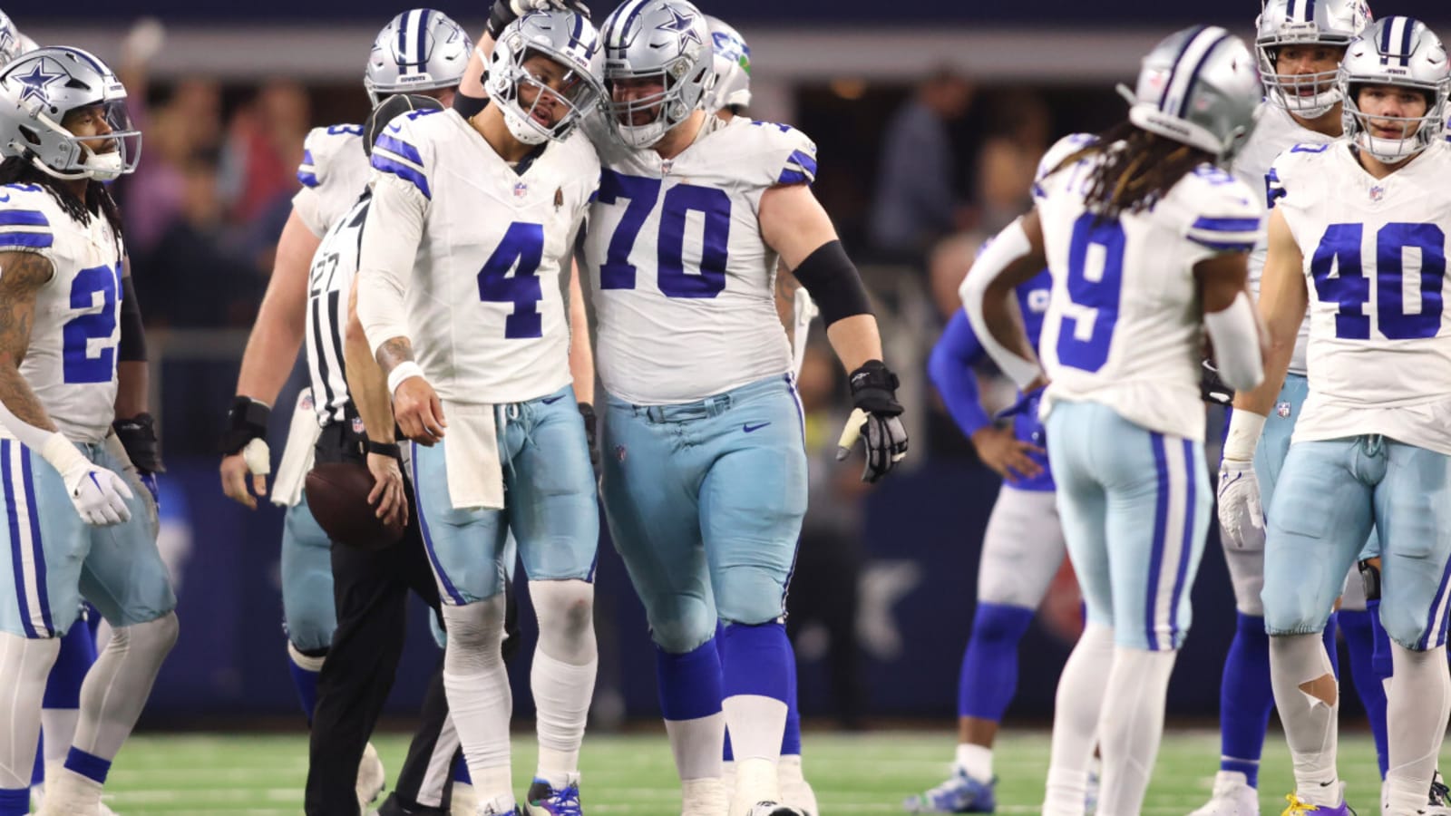 There Are 3 NFL Games on Thanksgiving - Here&#39;s the Schedule
