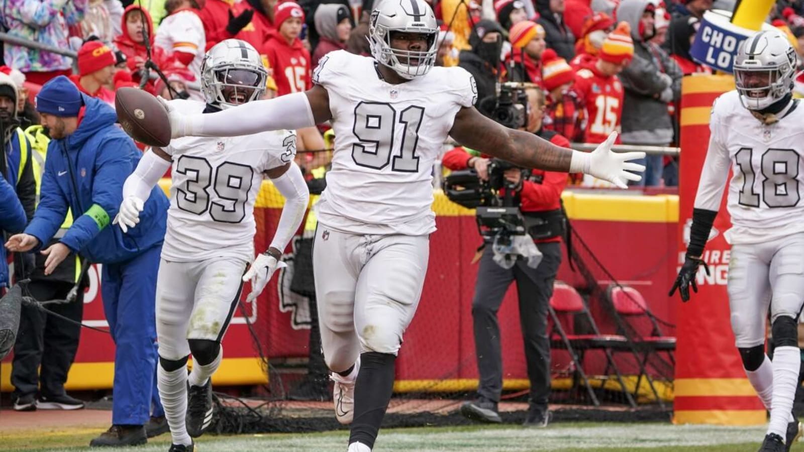 Raiders Free Agents: DT Bilal Nichols