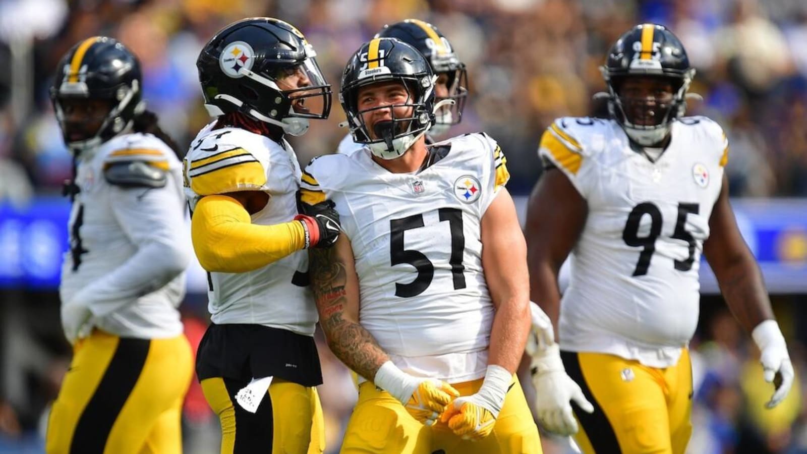 Steelers Special Teams Makes Huge Play Against Colts