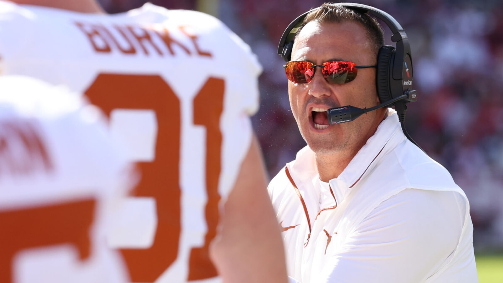 Texas Earns Commitment From Top 10 College Football Recruit