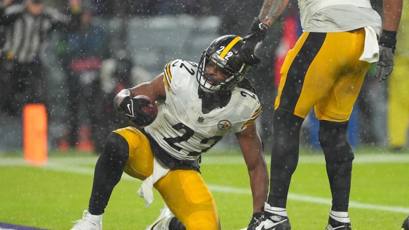 Najee Harris Says Steelers Need &#39;In-House&#39; Changes