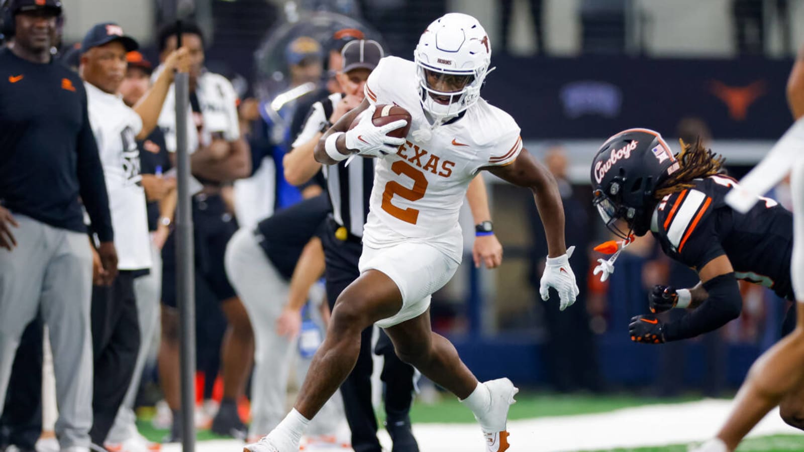 Ja&#39;Tavion Sanders Praises Johntay Cook&#39;s Promising Potential