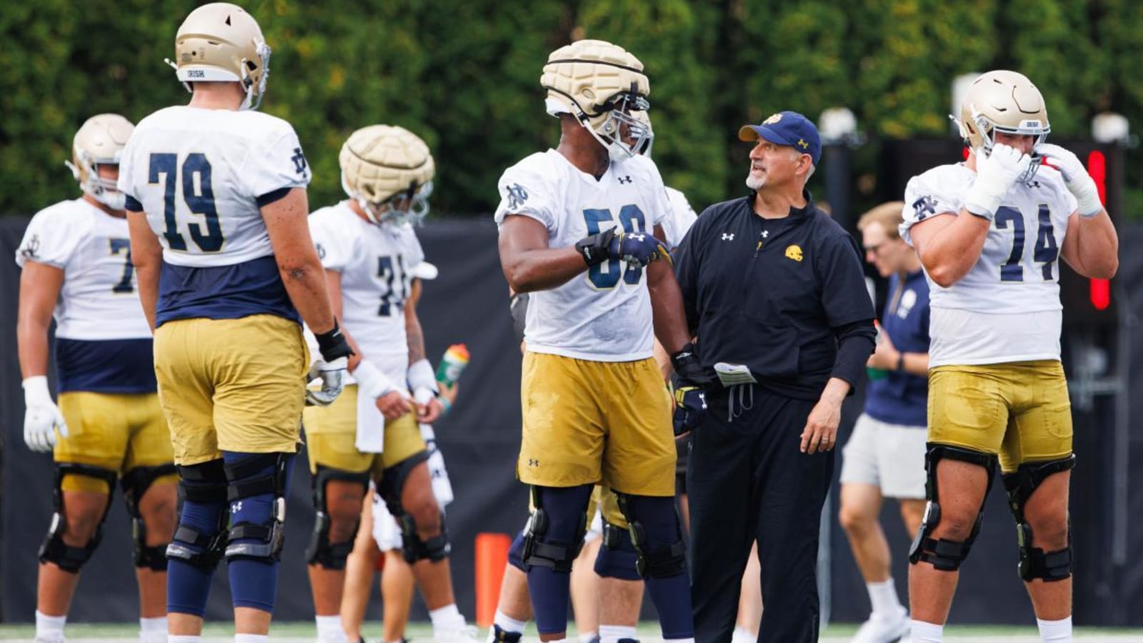 Notre Dame football predicted to land fast rising offensive standout following some conflicting reports coming out of OV