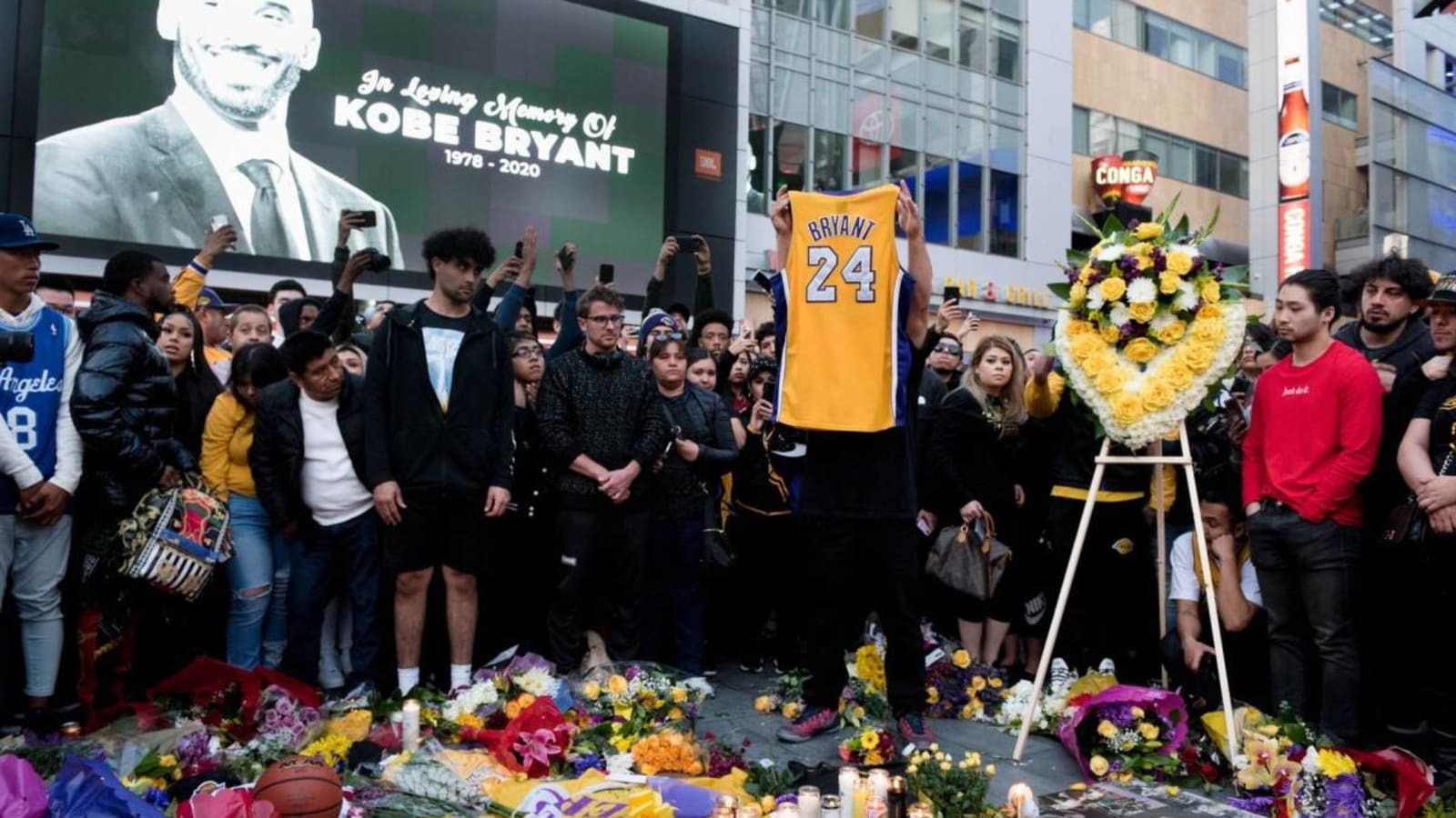 Miami Heat players react to Kobe Bryant&#39;s death