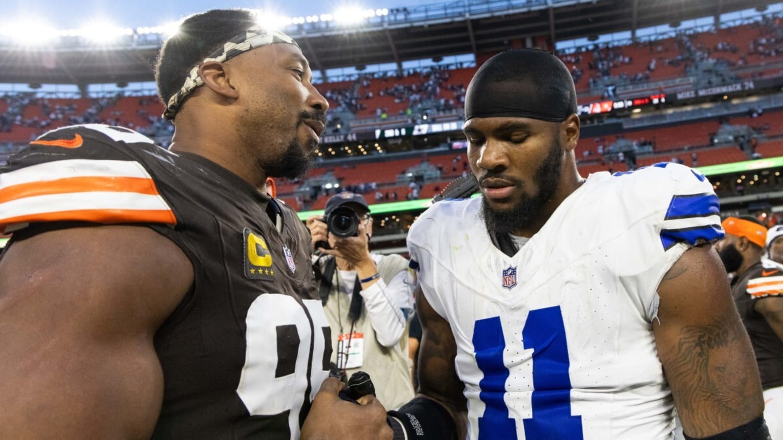 Myles Garrett&#39;s Massive Deal Sparks 3-Word Reaction From Micah Parsons