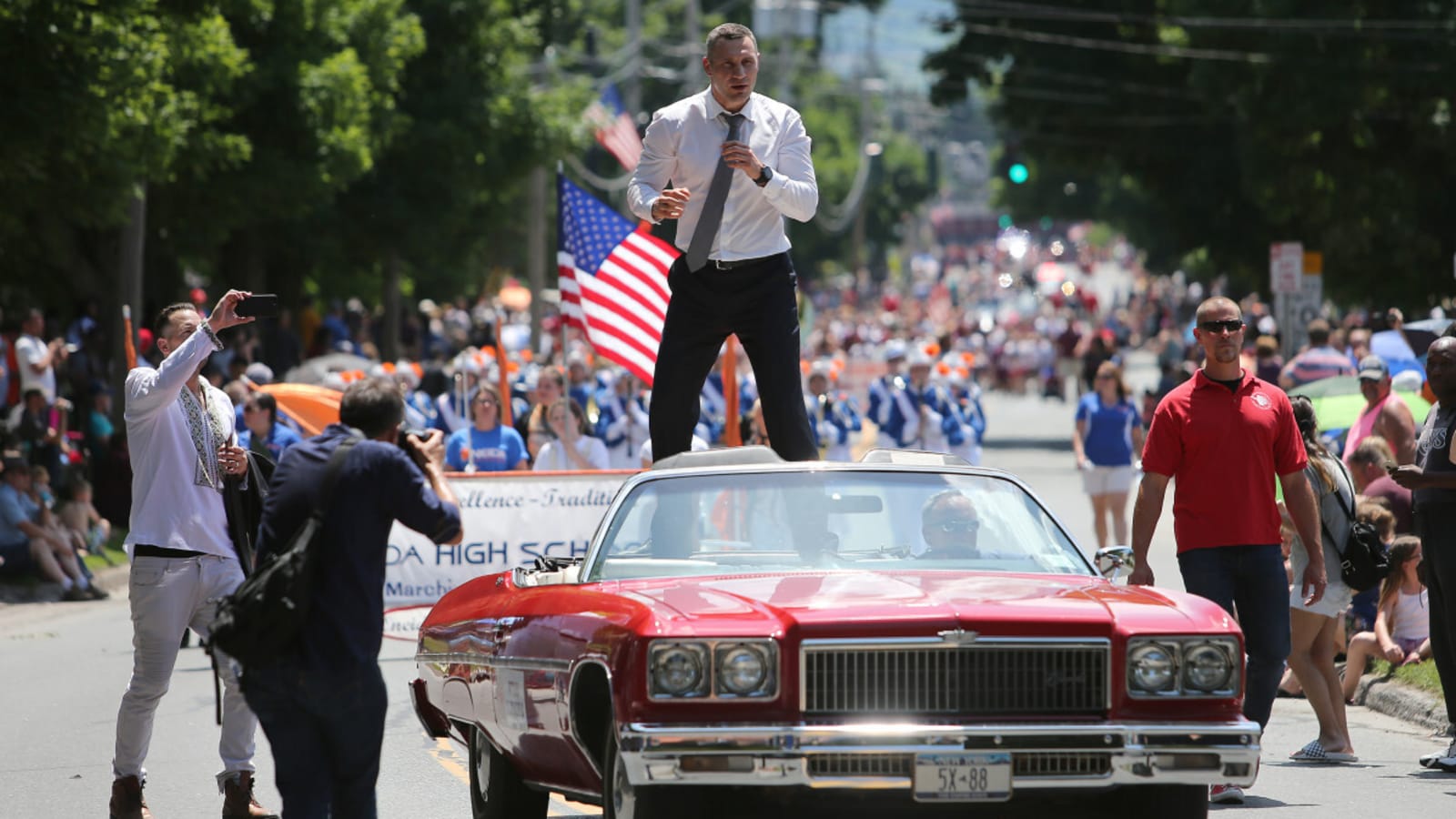 Hollywood Star To Marshal Boxing Hall Of Fame Parade