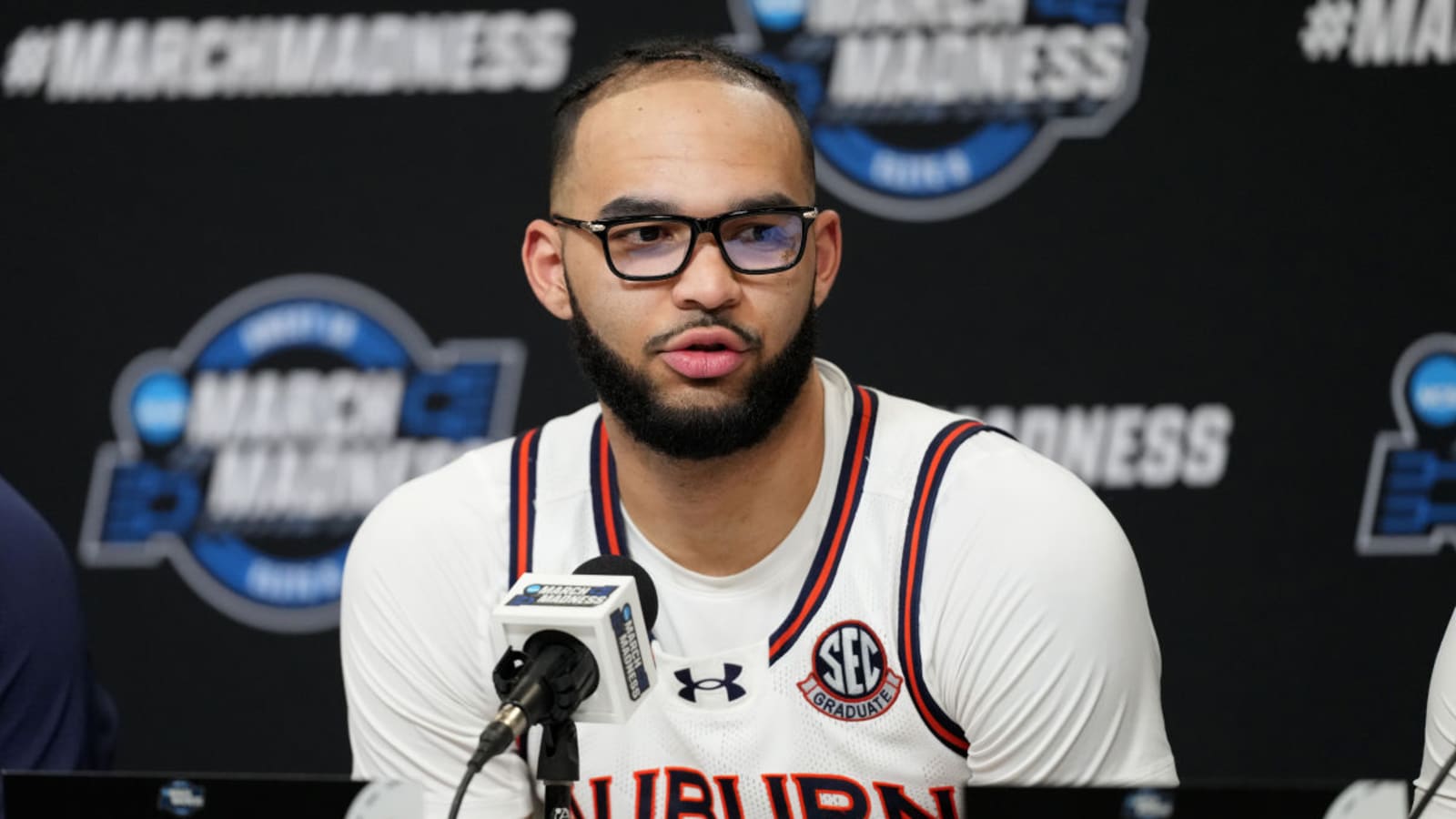 Auburn&#39;s Johni Broome Announces New NIL Deal Amid NCAA Tournament