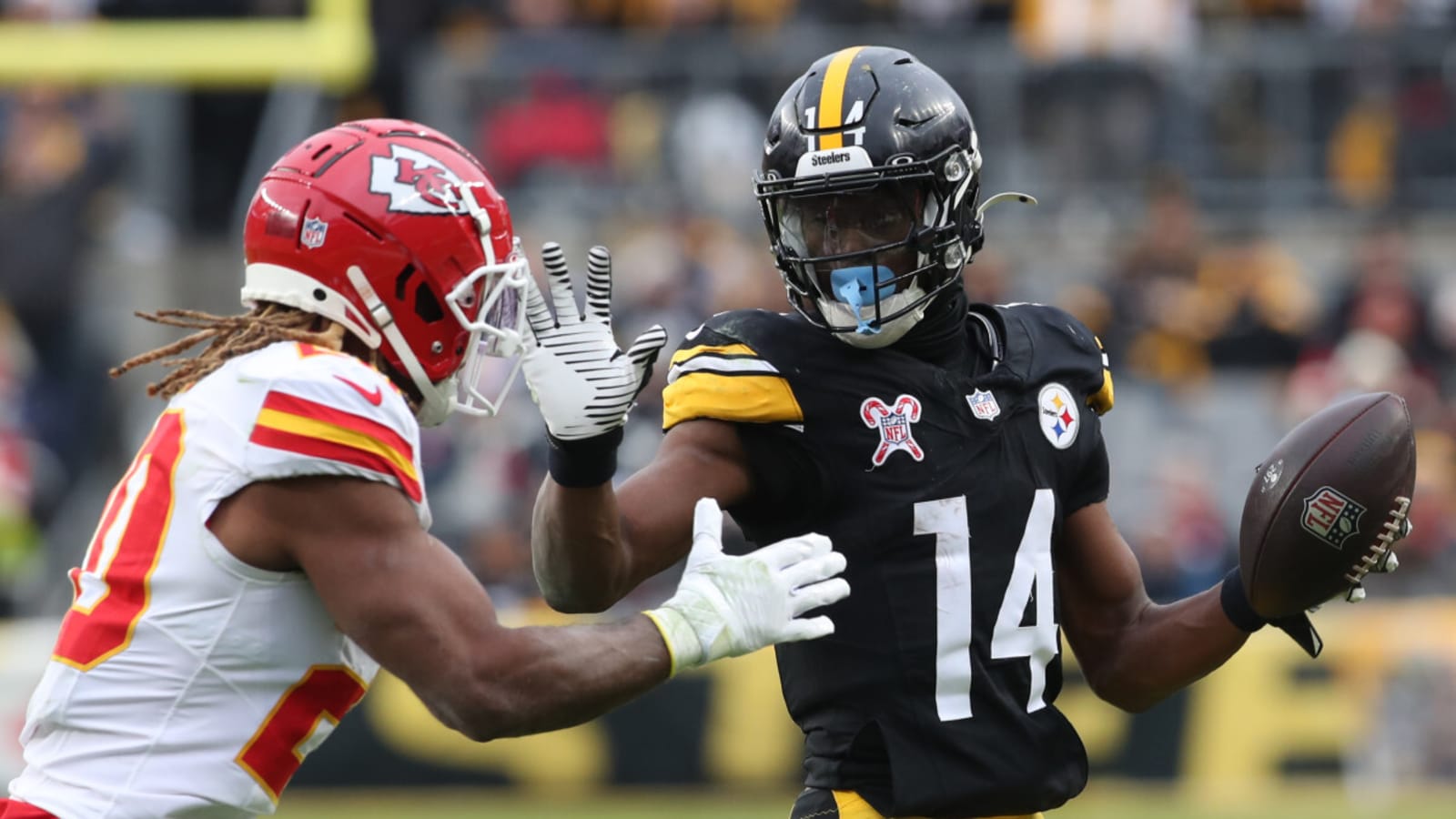 Terrell Owens Points Finger at George Pickens for Steelers Loss