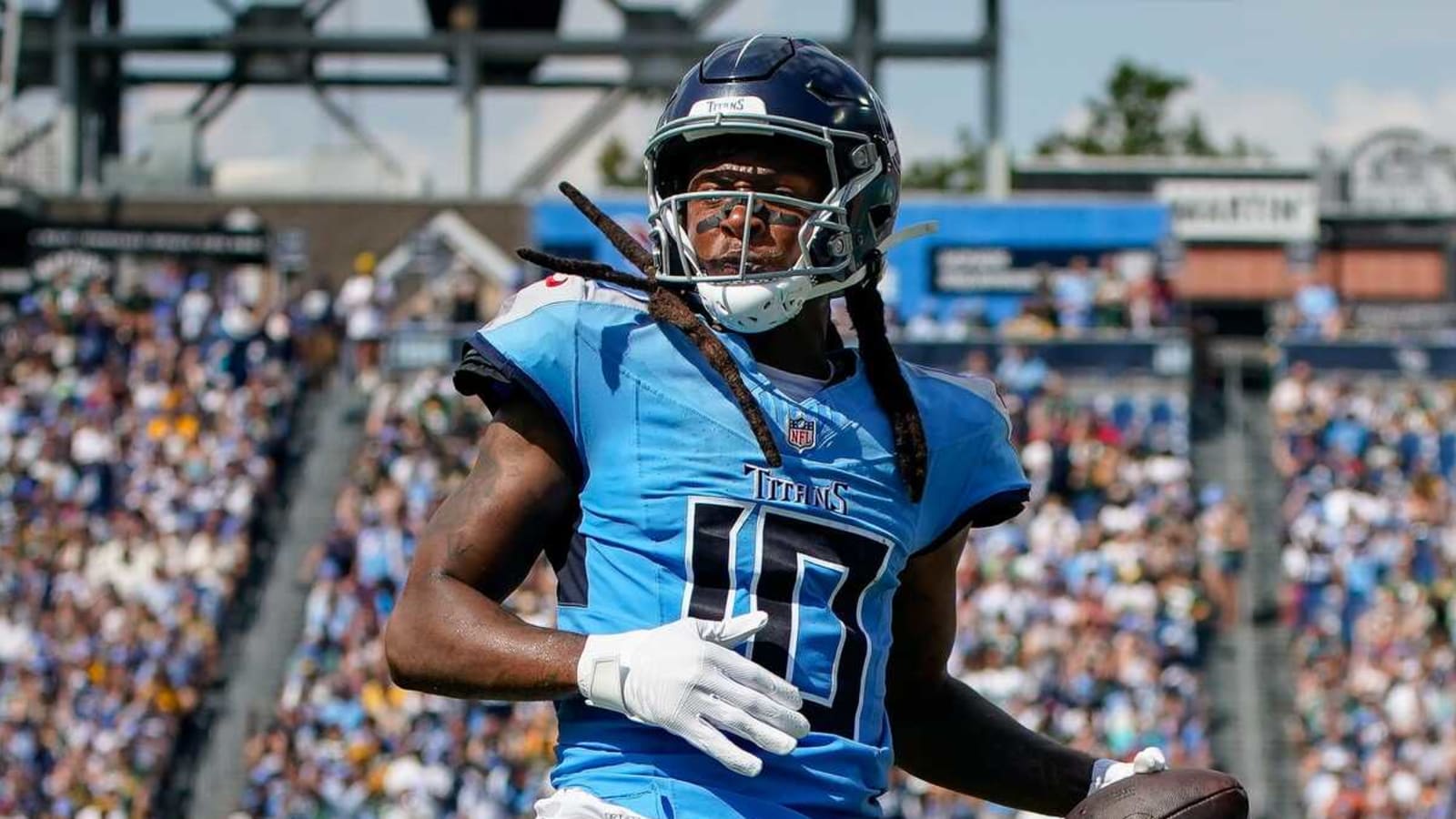 Chiefs & Titans Finalize Terms On DeAndre Hopkins Trade