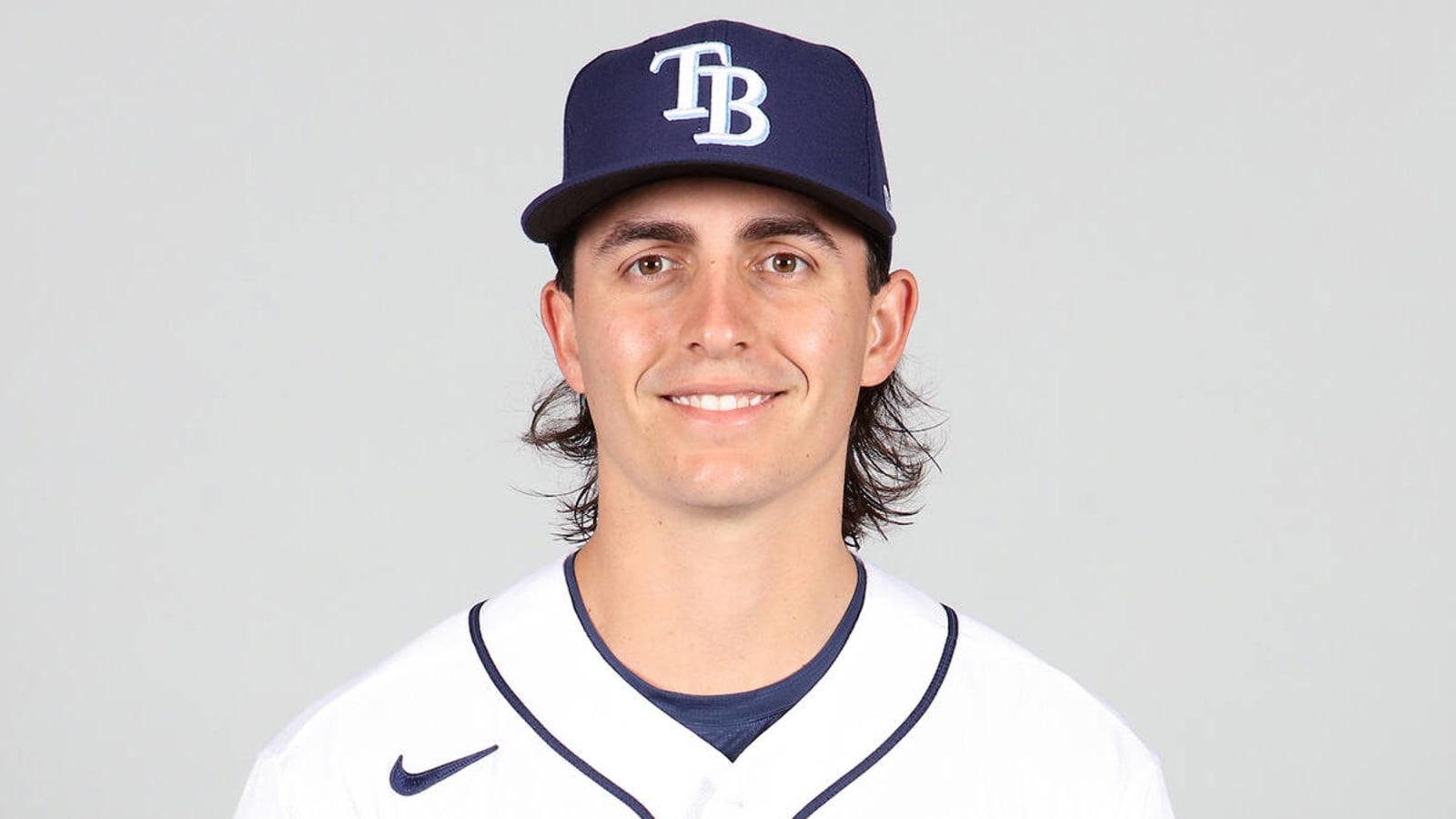 Padres sign Brent Honeywell to major league deal