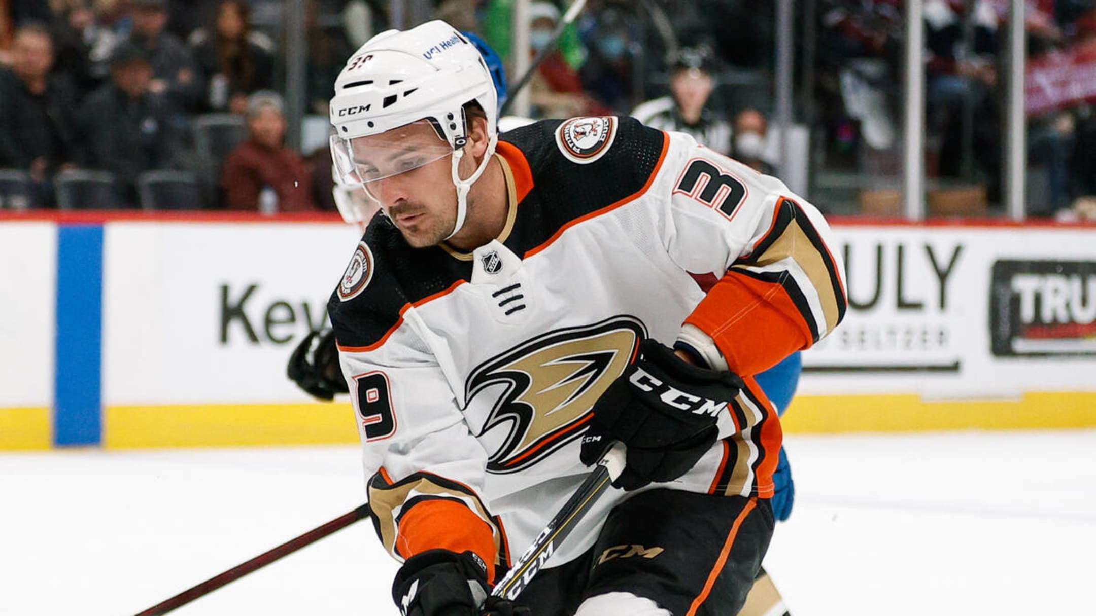 Ducks sign Sam Carrick to 2-year, $1.7-million contract extension