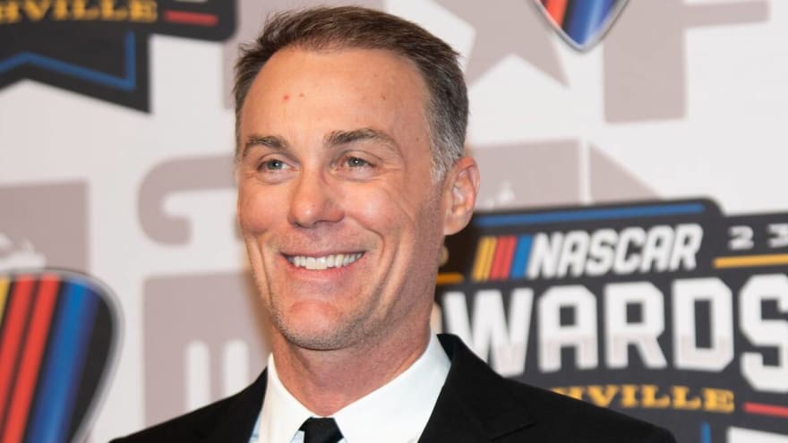 Kevin Harvick bets on Kyle Larson to win Kansas Cup race despite 23XI Racing challenge