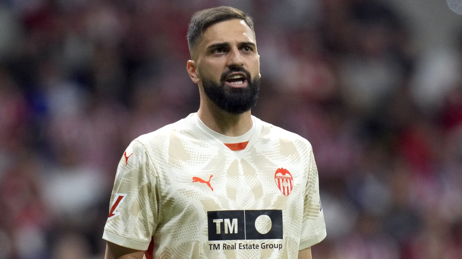 Watch: What Giorgi Mamardashvili did in 97th-minute of Valencia clash yesterday is out of this world
