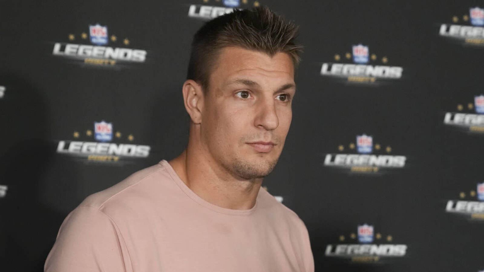 Rob Gronkowski confirms 2022 talks with Bills Yardbarker