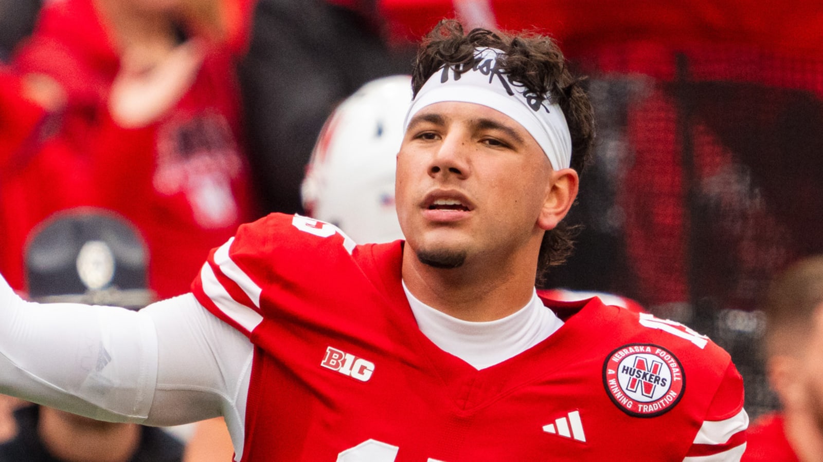Insider reveals status of Nebraska's Raiola after injury