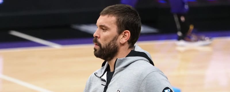 Gasol still 'fully committed' to Lakers despite Drummond starting