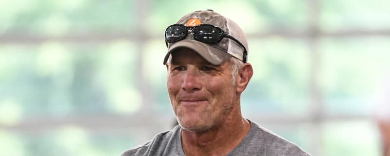 Favre says he would have won more Super Bowls with this player