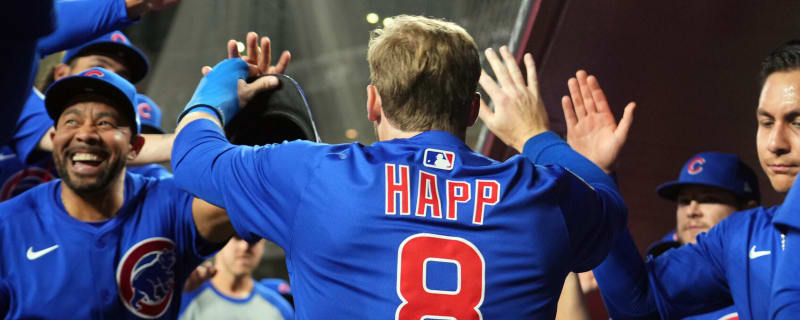 Watch: Ian Happ hits laser home run on Opening Day