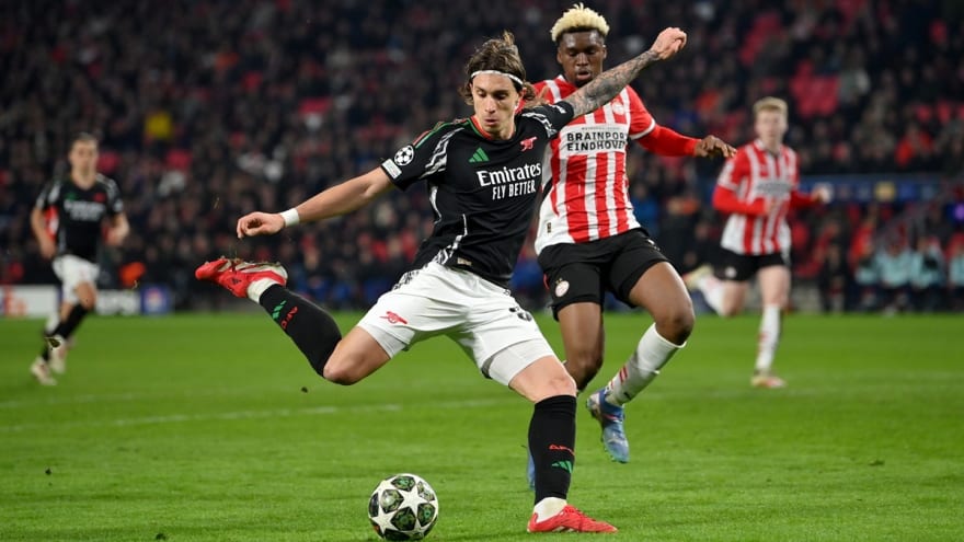 Arsenal star is close to Premier League suspension ahead of weekend game