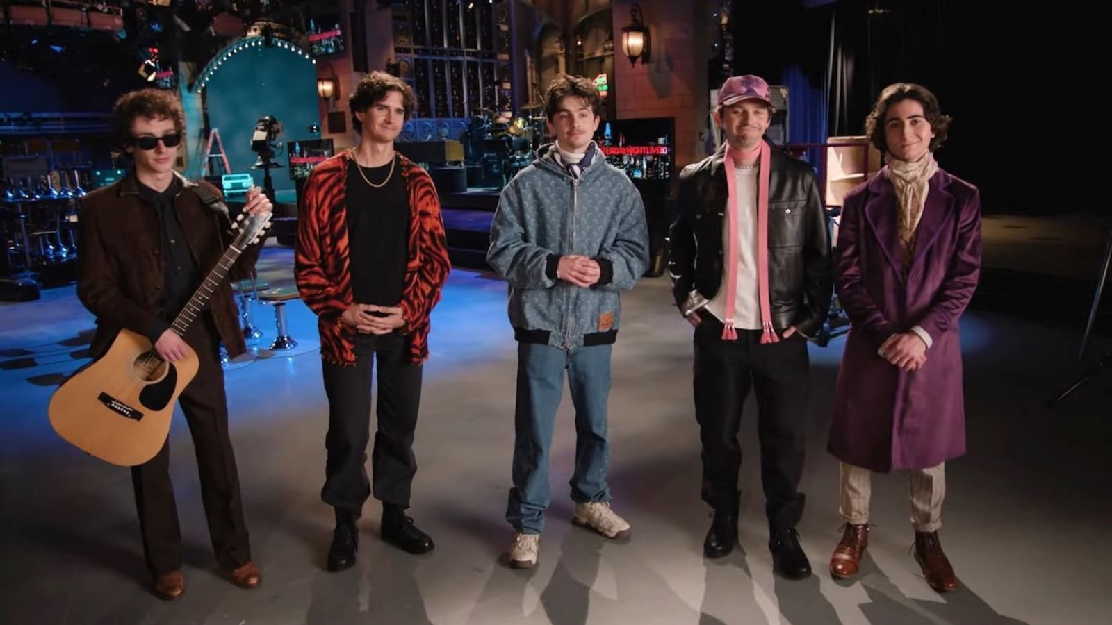 Timothée Chalamet Shares Responsibilities with ‘Lookalikes’ in SNL Promo