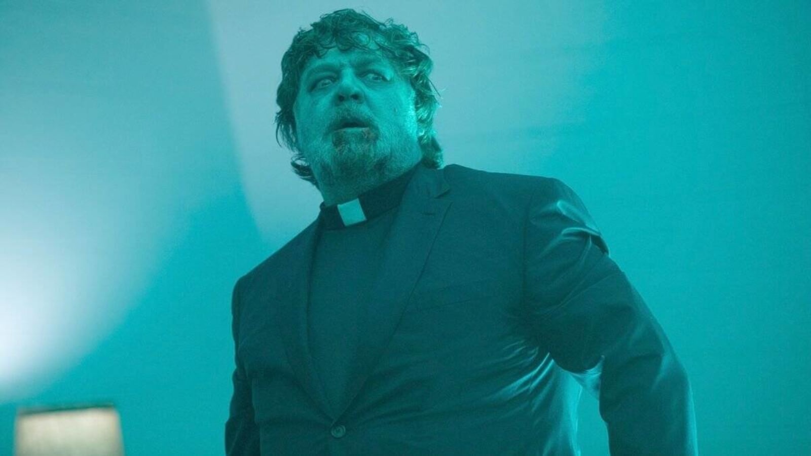 Russell Crowe Fights Demonic Possession in THE EXORCISM Trailer