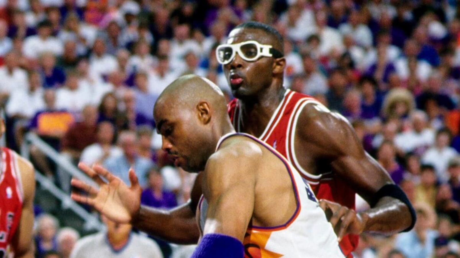 Horace Grant on his trademarked goggles becoming an inspiration for kids with glasses: "I guess I made it pretty cool to wear"