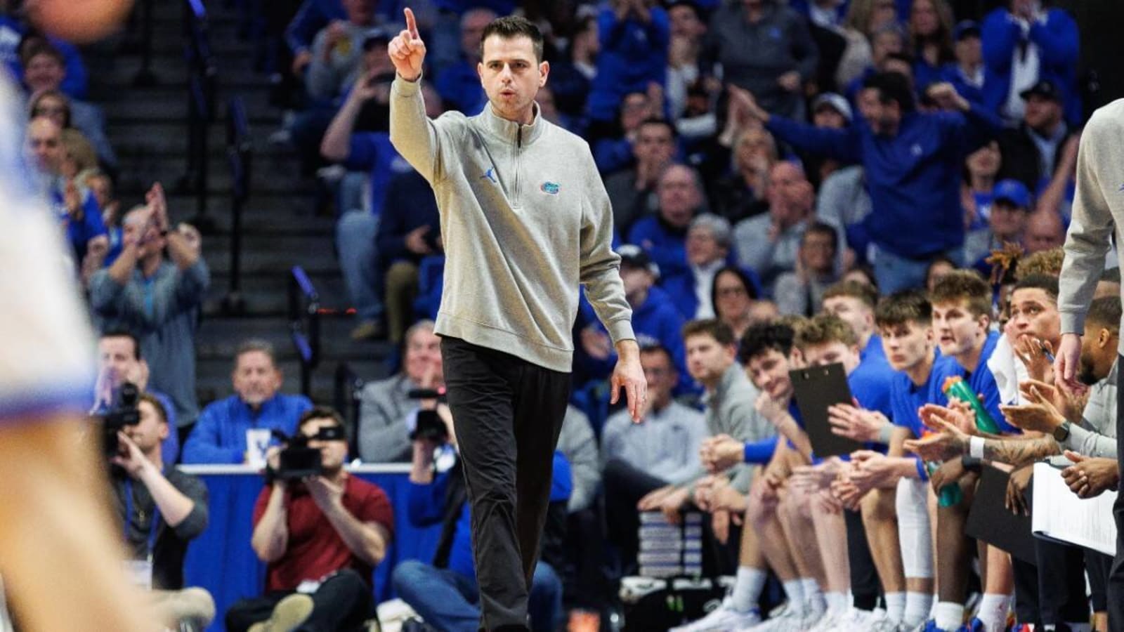 Social Media Reacts to Florida&#39;s Upset of No. 10 Kentucky