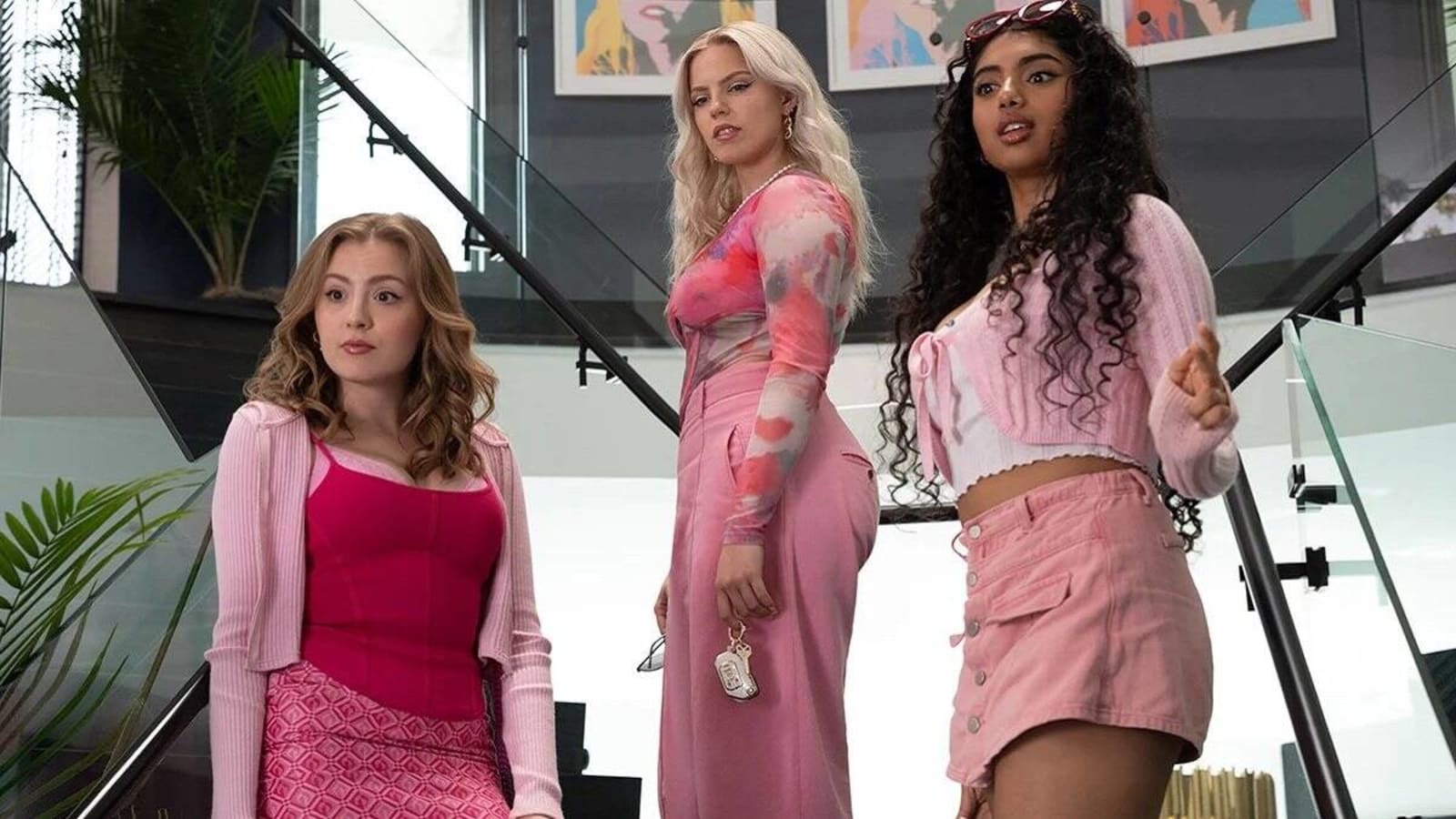 The New MEAN GIRLS Musical Movie Can’t Make Fetch Happen