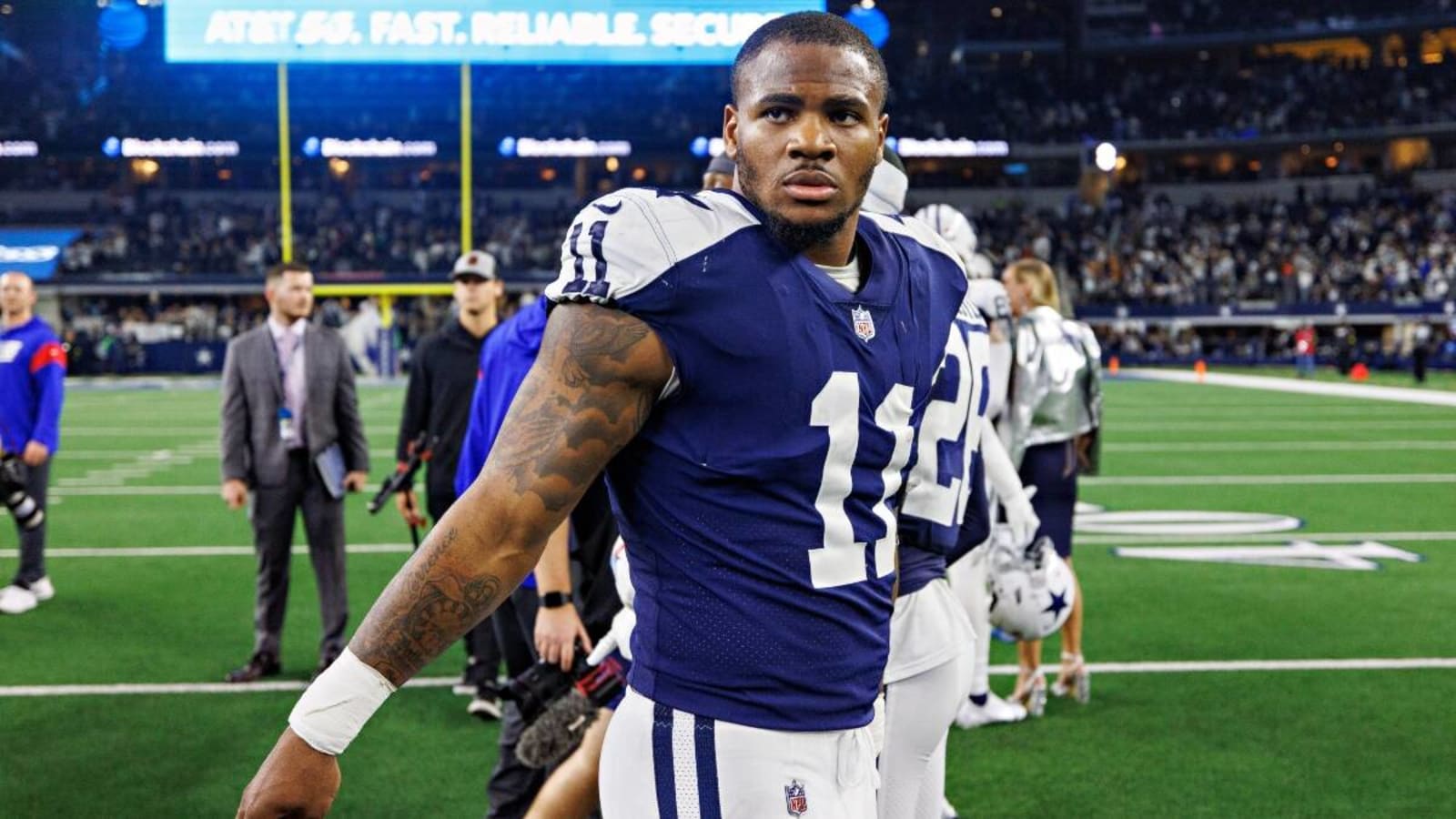 Cowboys star Micah Parsons fires back at Marlon Humphrey with prediction for upcoming season