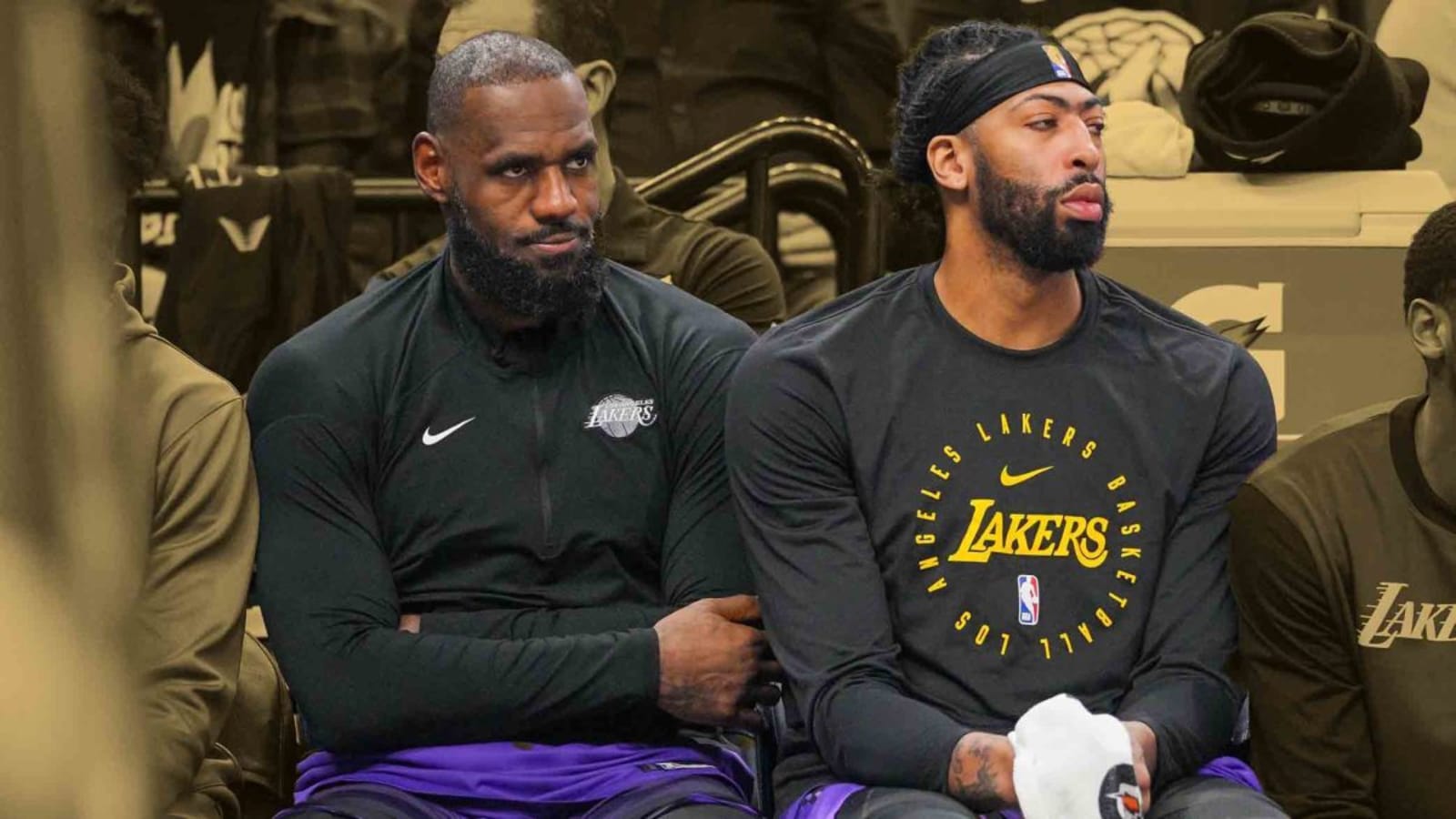 LA Times columnist implores LeBron James and Anthony Davis to leave the Lakers: 'It’s over, there is no hope'