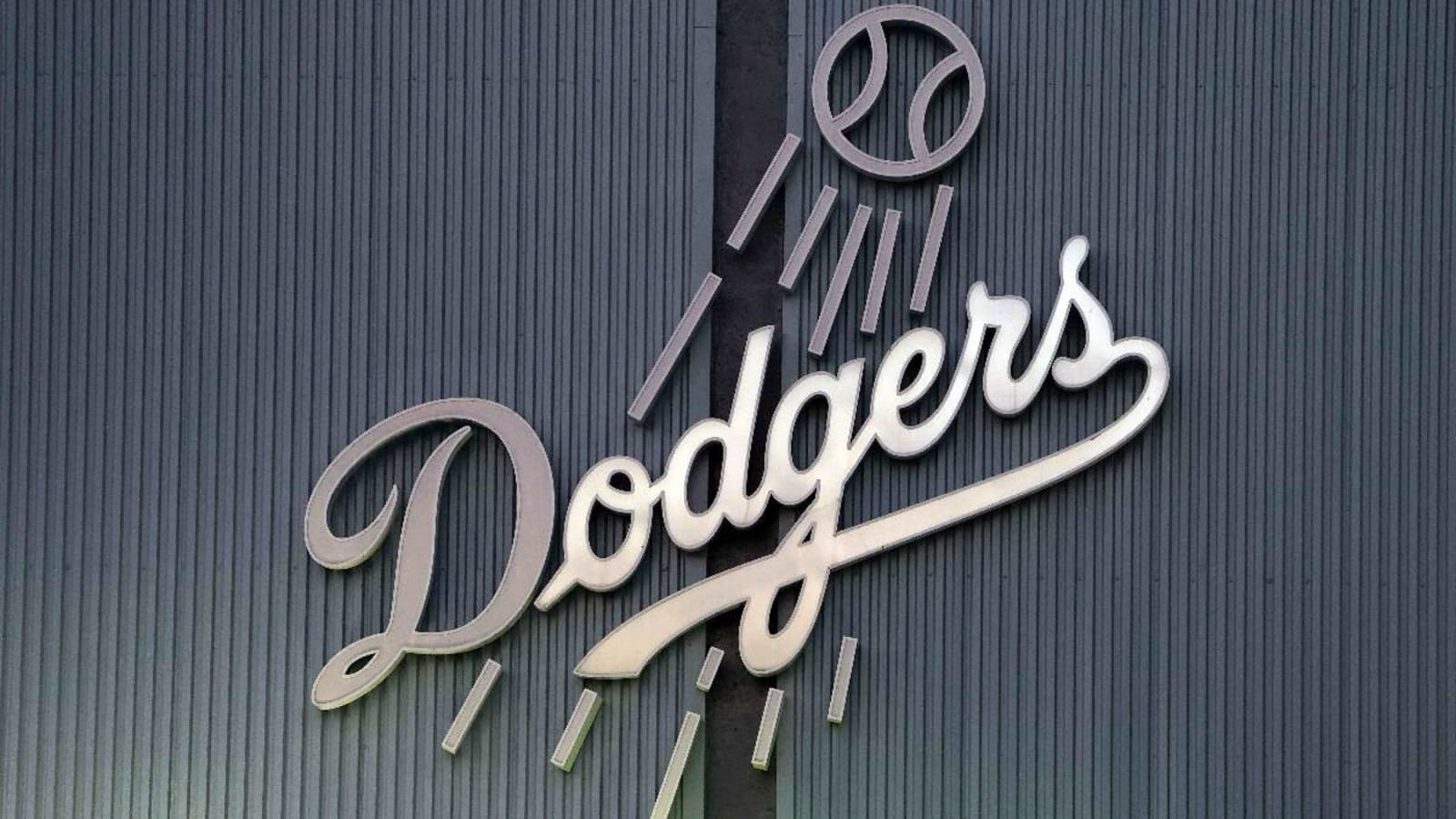 Dodgers Sign Ex-Red Sox Utility Man To Bolster Organizational Depth