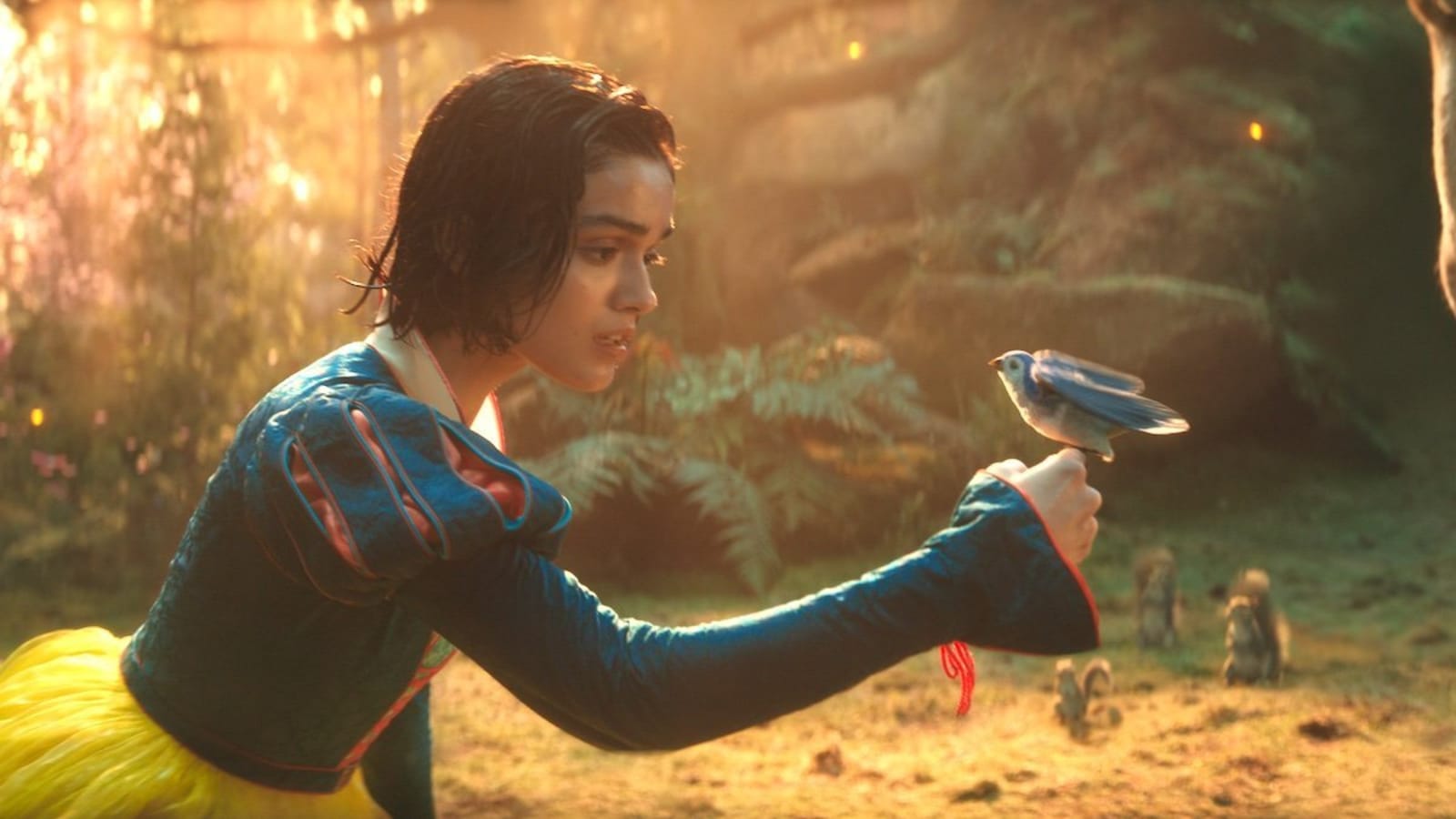 DISNEY’S SNOW WHITE Trailer Reveals Original Song and a Journey to Save the Kingdom