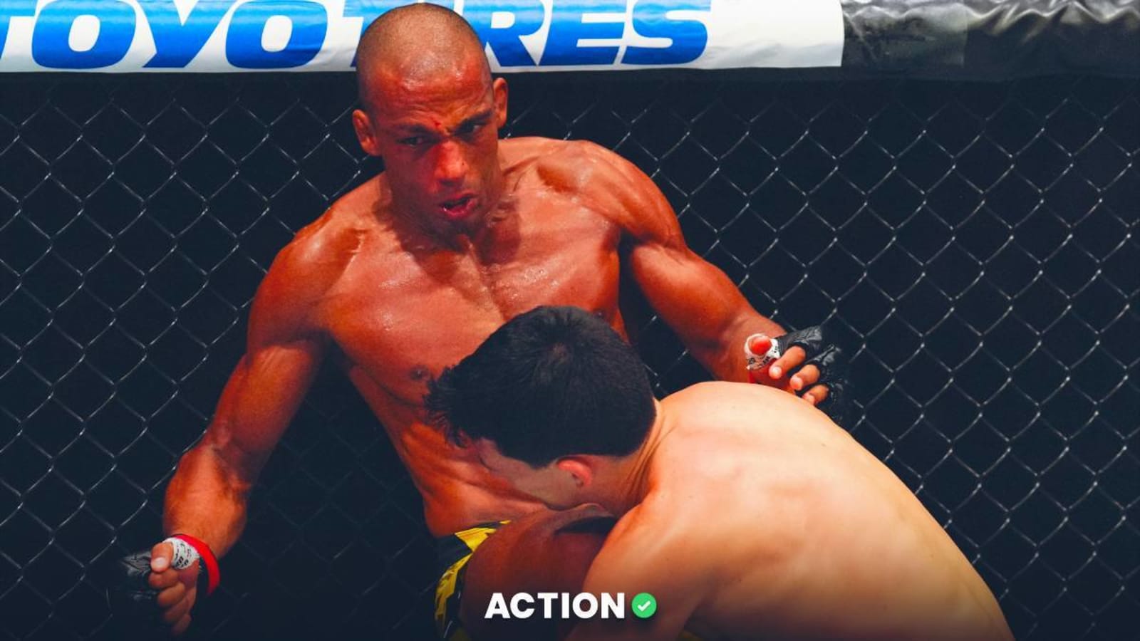 UFC Vegas 92 odds, pick and prediction for Edson Barboza vs. Lerone Murphy main event for Sat. 5/18