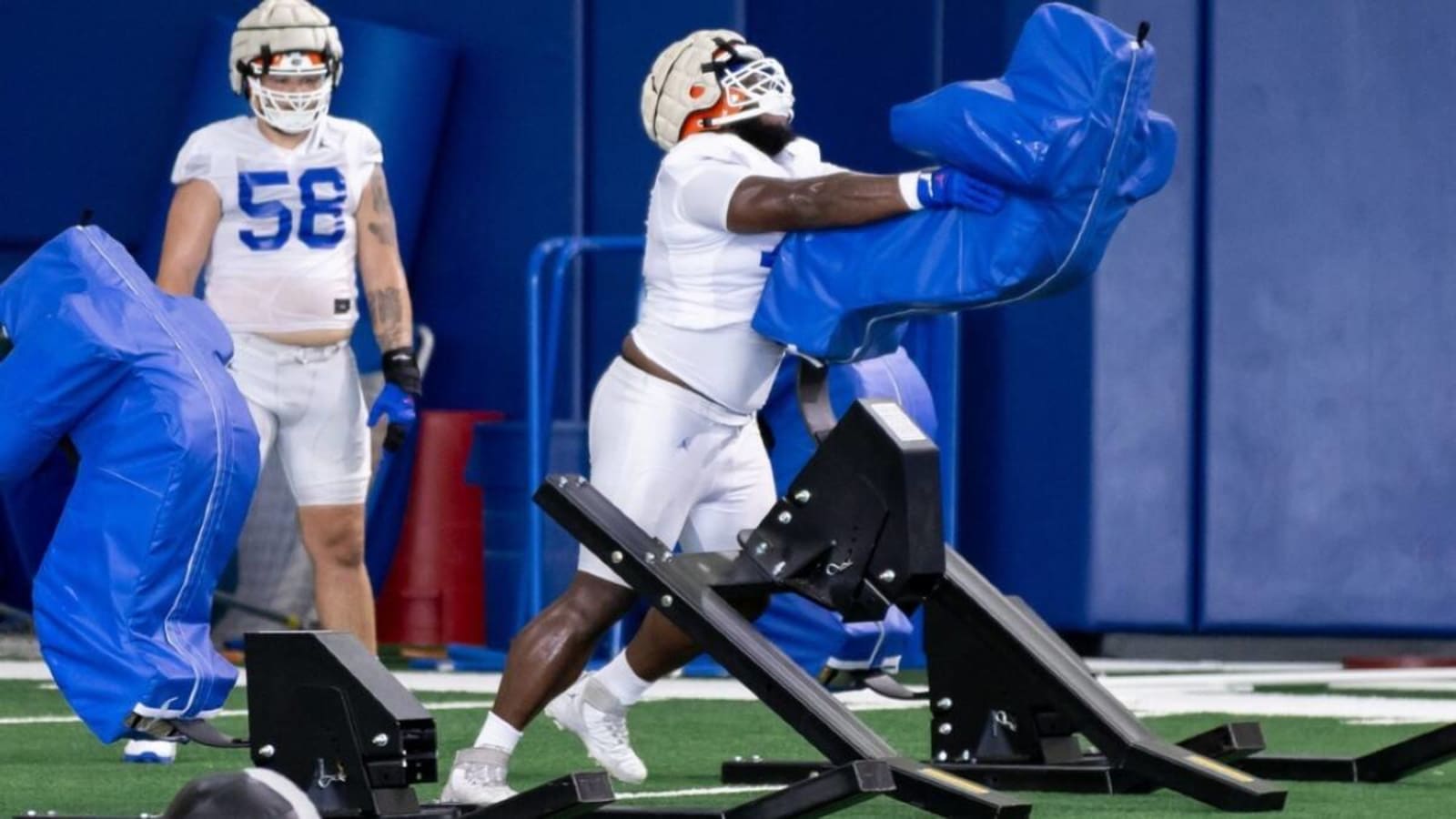 Florida OT Jordan Herman Commits to Charlotte