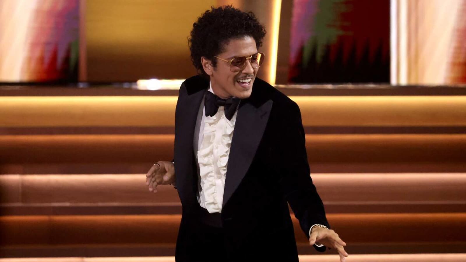 Report: Bruno Mars has $50M gambling debt