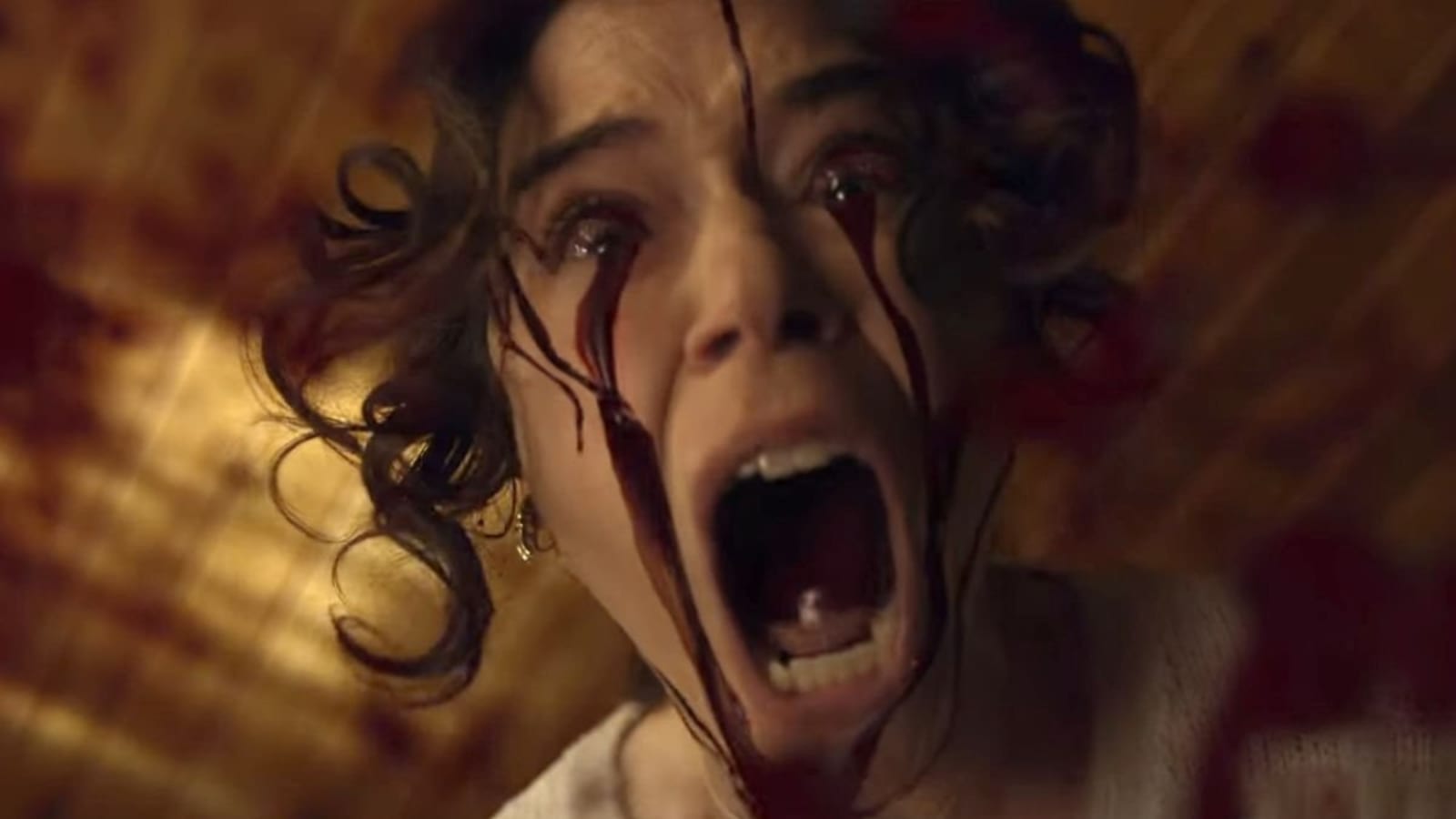 Osgood Perkins’ THE MONKEY Horror Movie Trailer Drums Up Screams and Streams of Blood