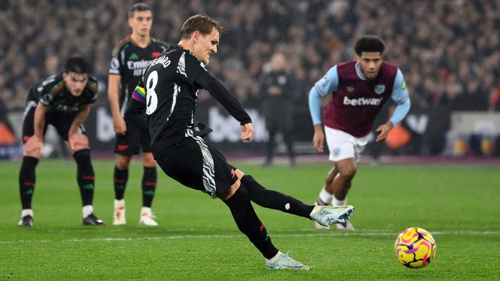 Martin Odegaard closes in on Arsenal captaincy milestone