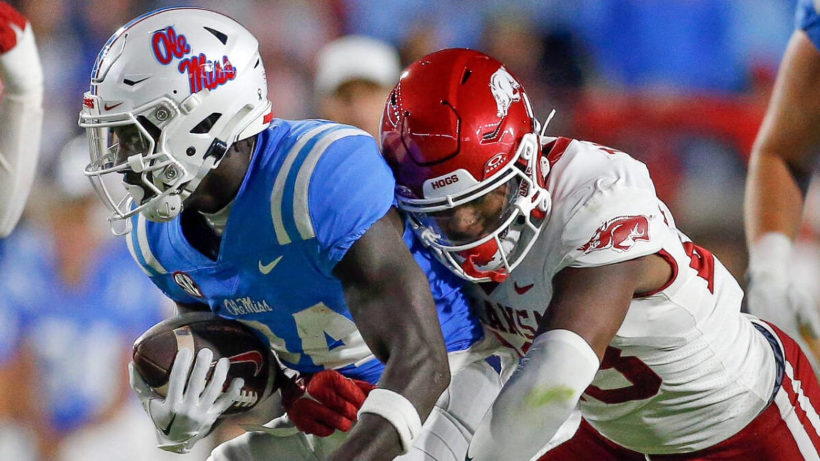 Another Gone: Hogs&#39; Leading Tackler Hits Portal