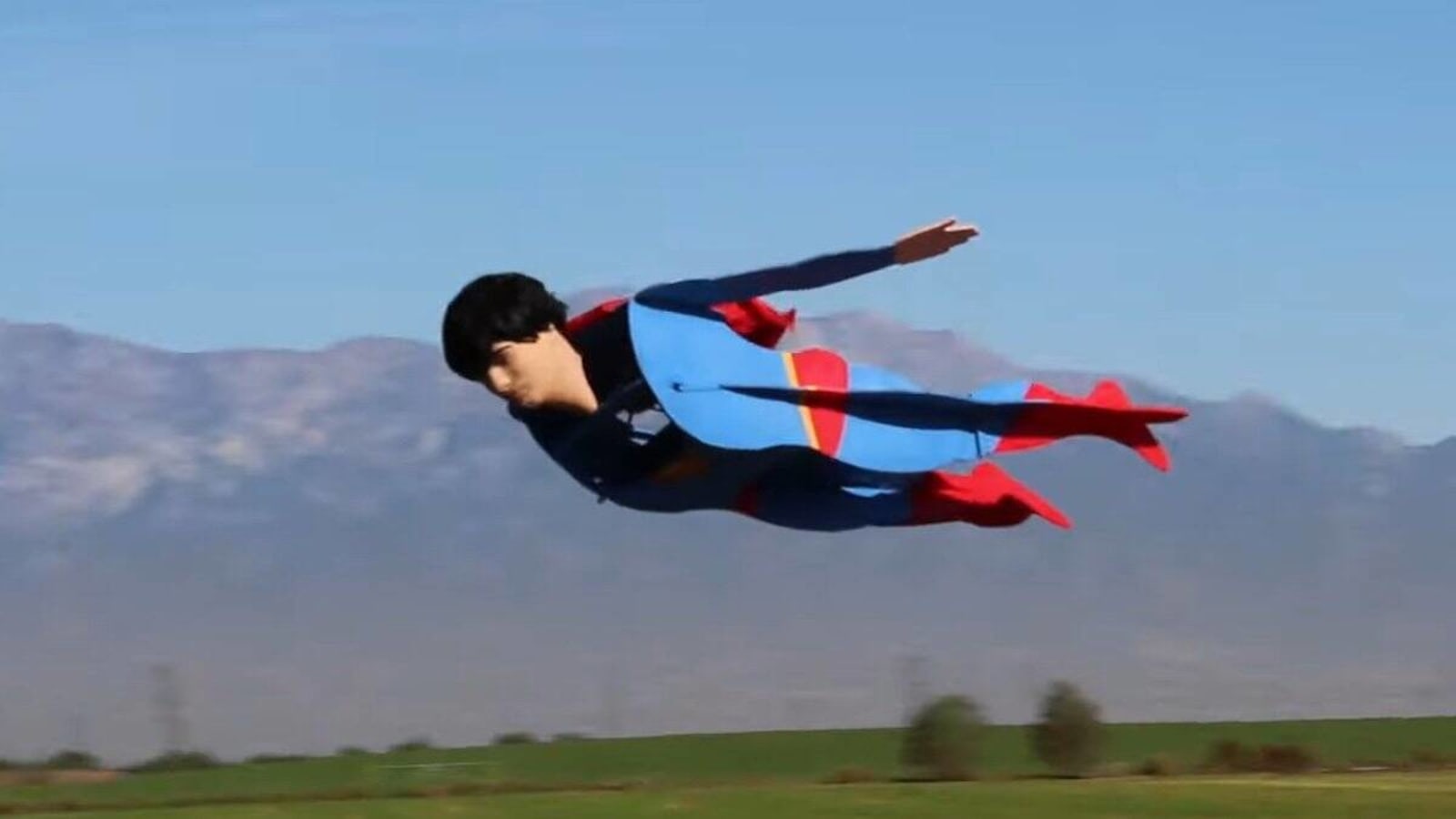 The Internet Is Rediscovering the Joy of the Flying RC Superman