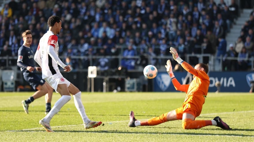 Arsenal is not worried about Premier League rivals in striker chase