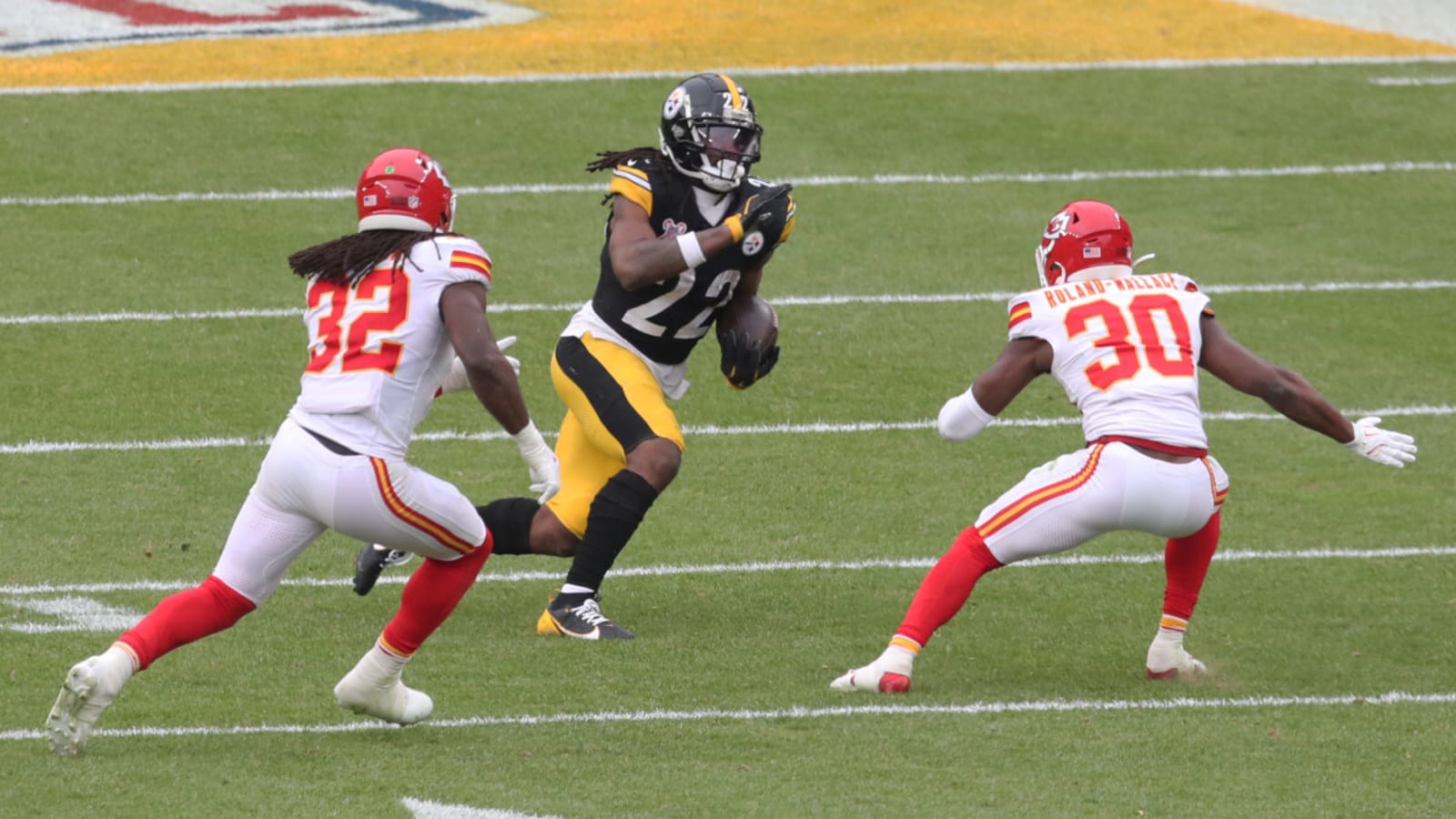 Chiefs&#39; Week 17 snap counts vs. Steelers show Kansas City leaning into a familiar strategy in the defensive secondary