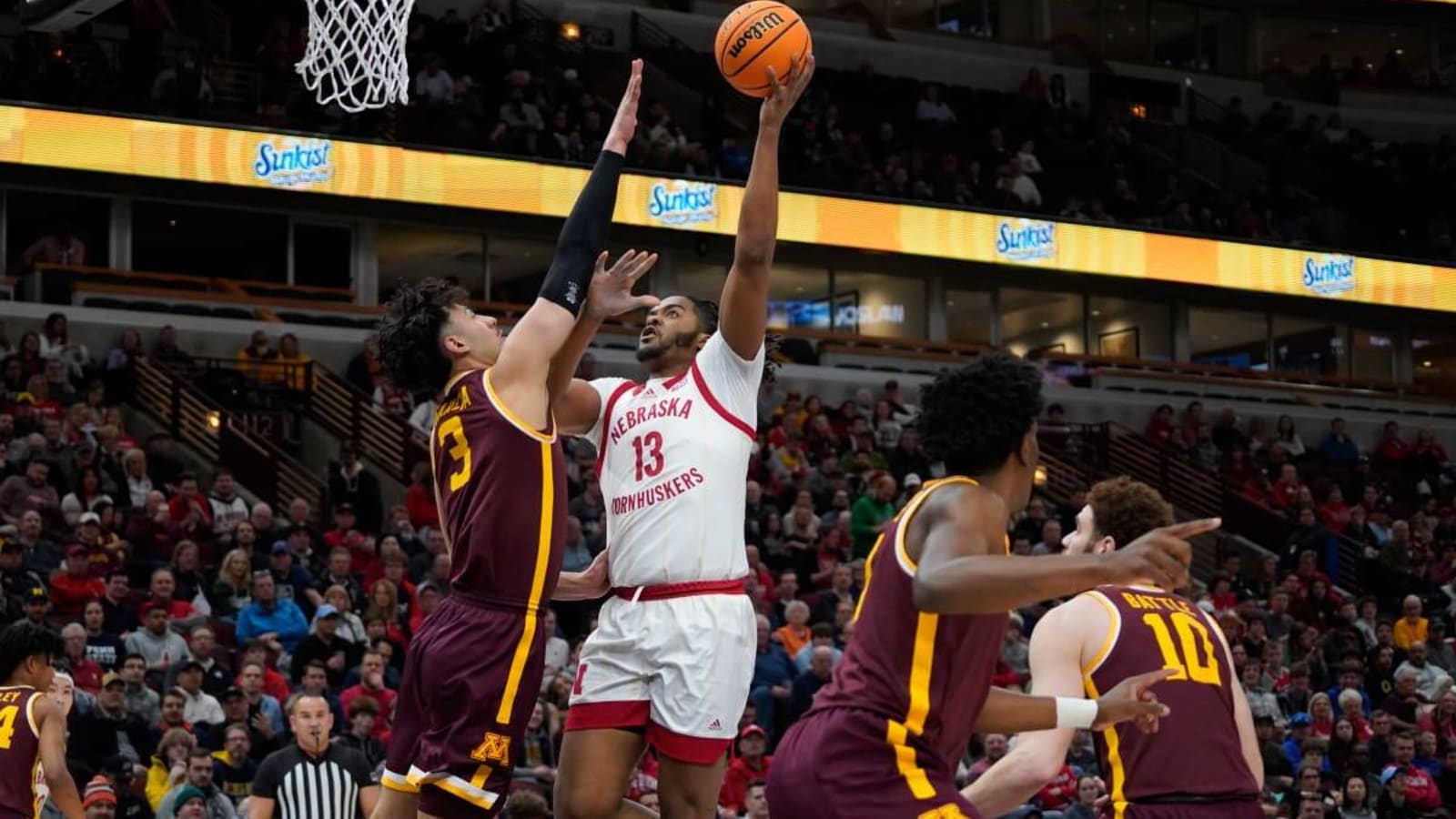 Gophers survive Nebraska to advance in Big Ten tourney