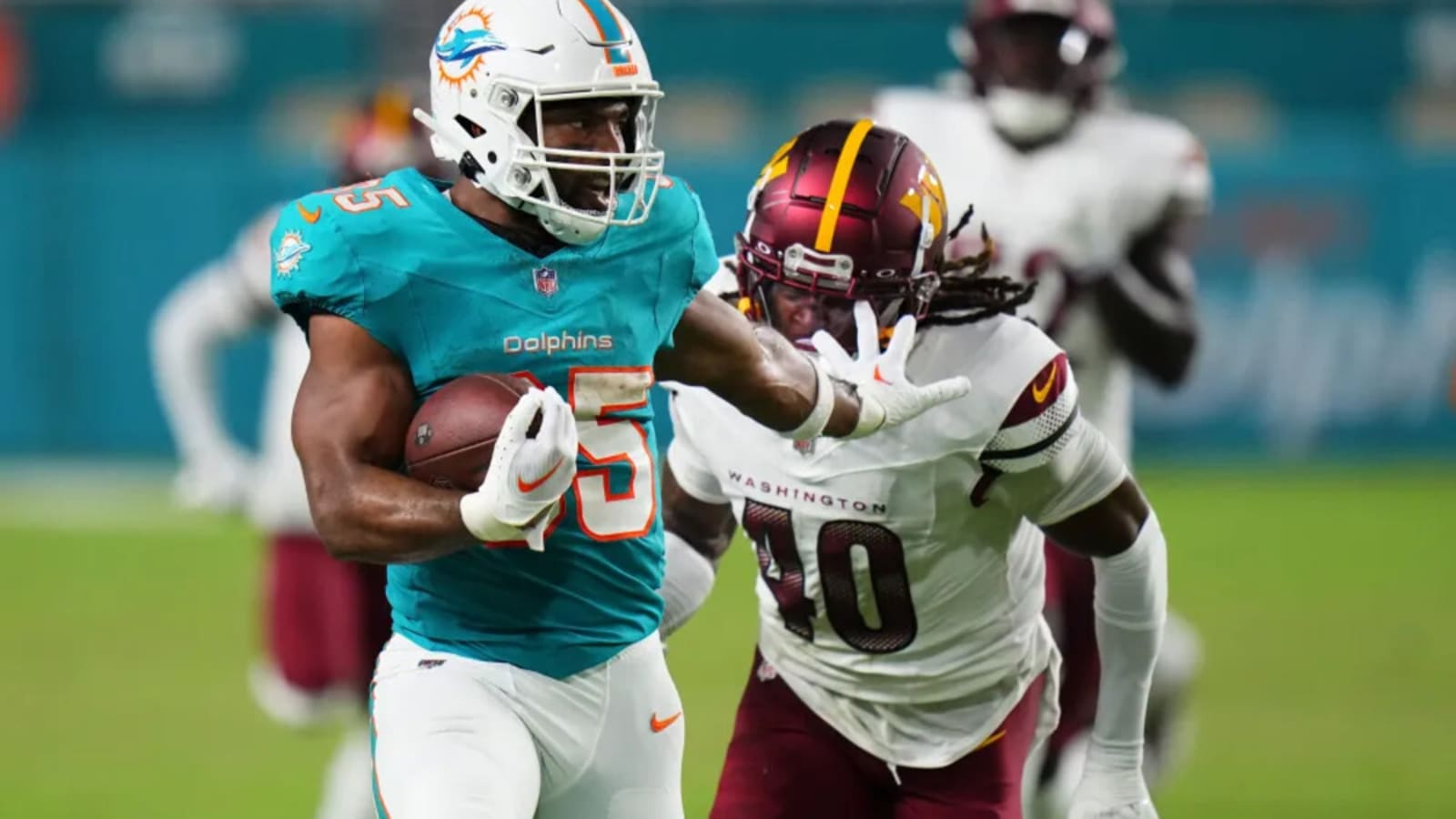 Tyler Owens Stands Out Among Ex Texas Tech Red Raiders in NFL Week 13