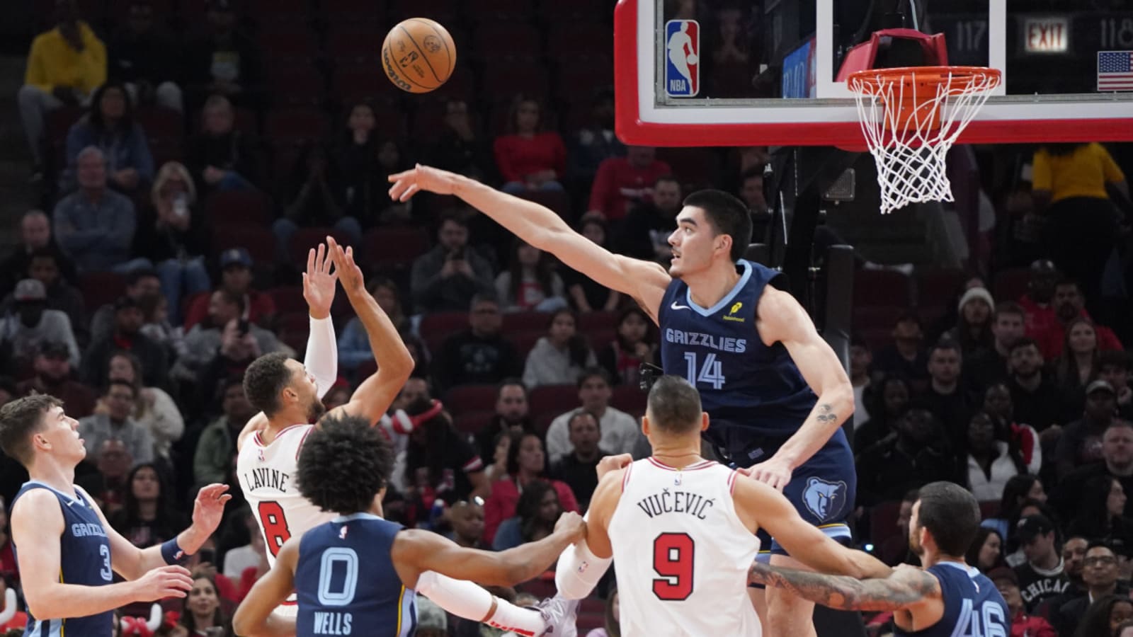 Chicago Bulls Lose Home Preseason Game to Memphis Grizzlies, 124-121