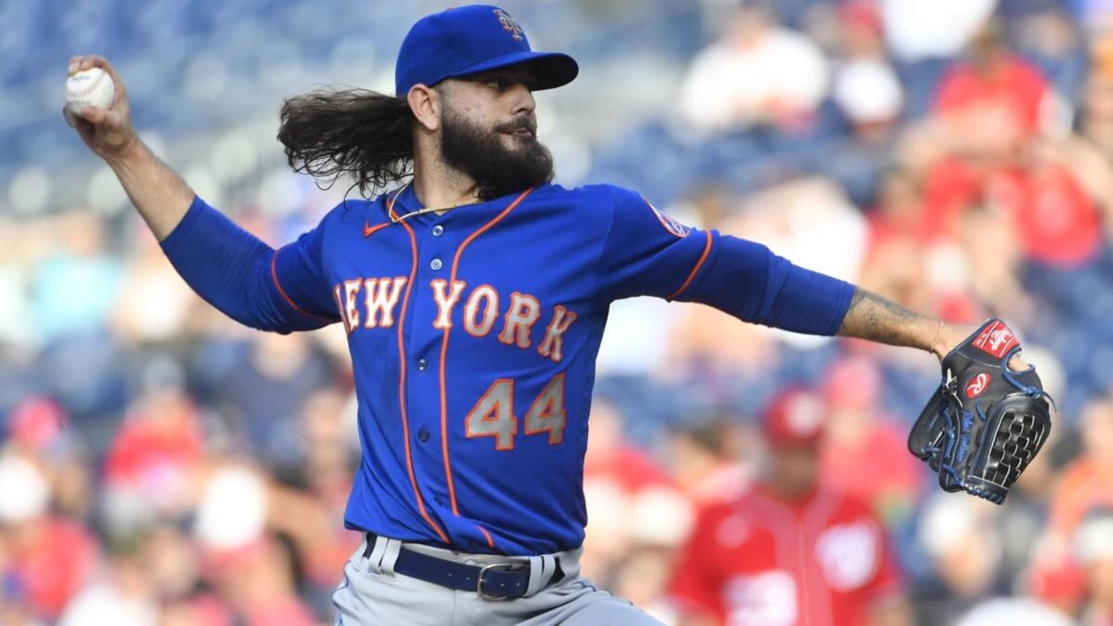 Washington Nationals Sign Former New York Mets Pitcher to Minor League Deal