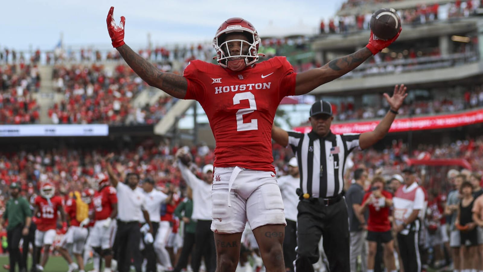 Texas Predicted to Land Houston Transfer WR Matthew Golden